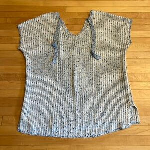 Chico’s Blue and White (Cream) loos knit cap sleeve sweater Size 0